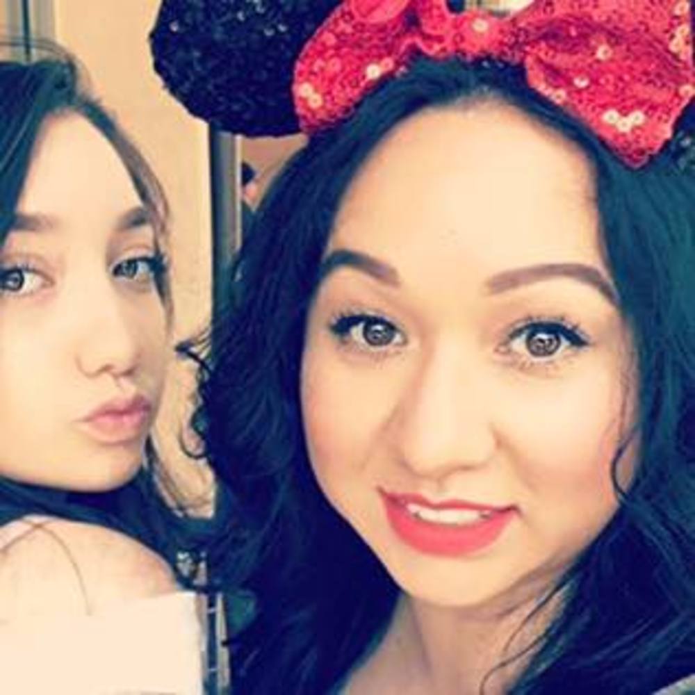 Meet your Posher, Eva